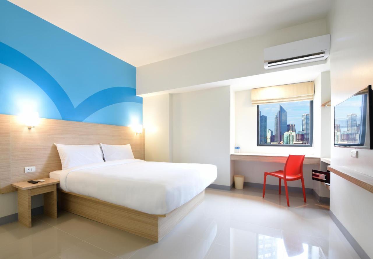 Hop Inn Hotel Tomas Morato Quezon City Exteriör bild