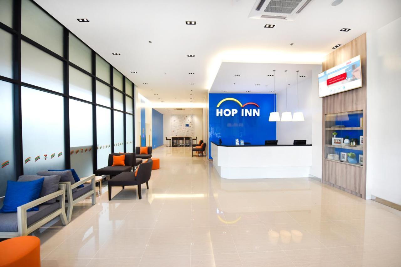 Hop Inn Hotel Tomas Morato Quezon City Exteriör bild