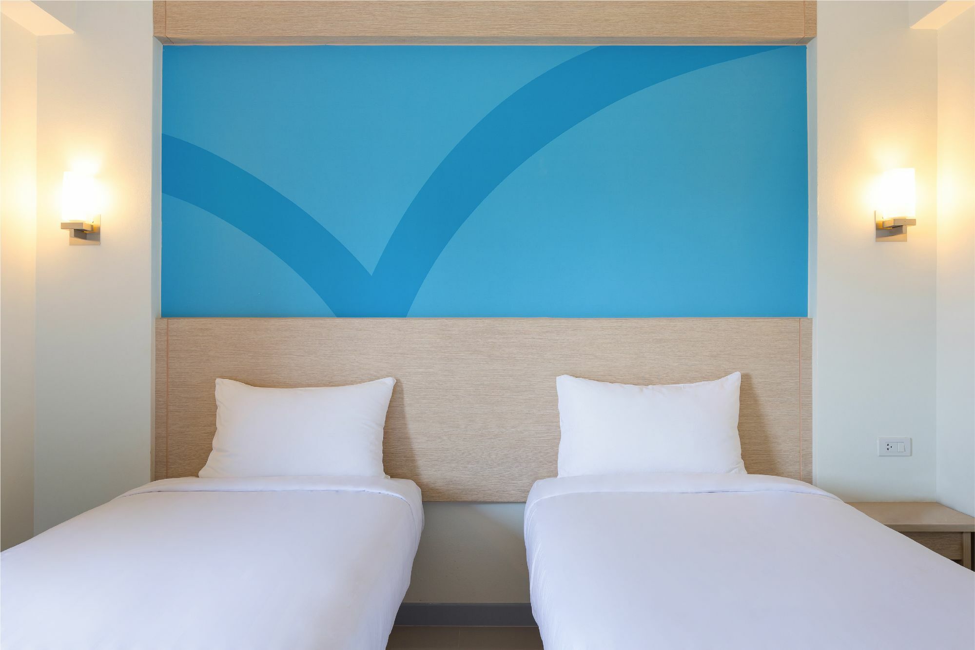 Hop Inn Hotel Tomas Morato Quezon City Exteriör bild